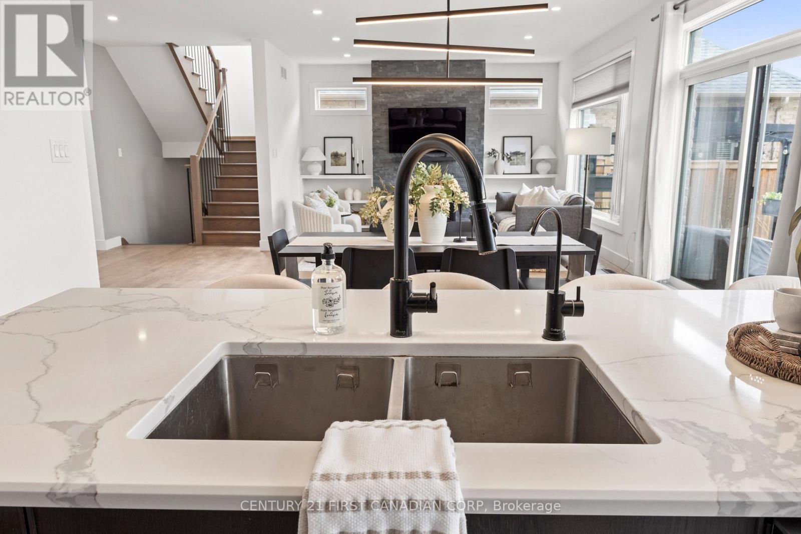 10 Beaty Lane Property Photo 23