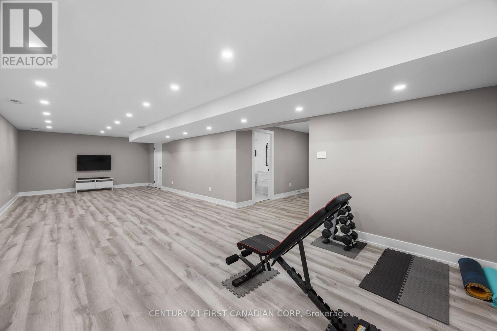 10 Beaty Lane Property Photo 38