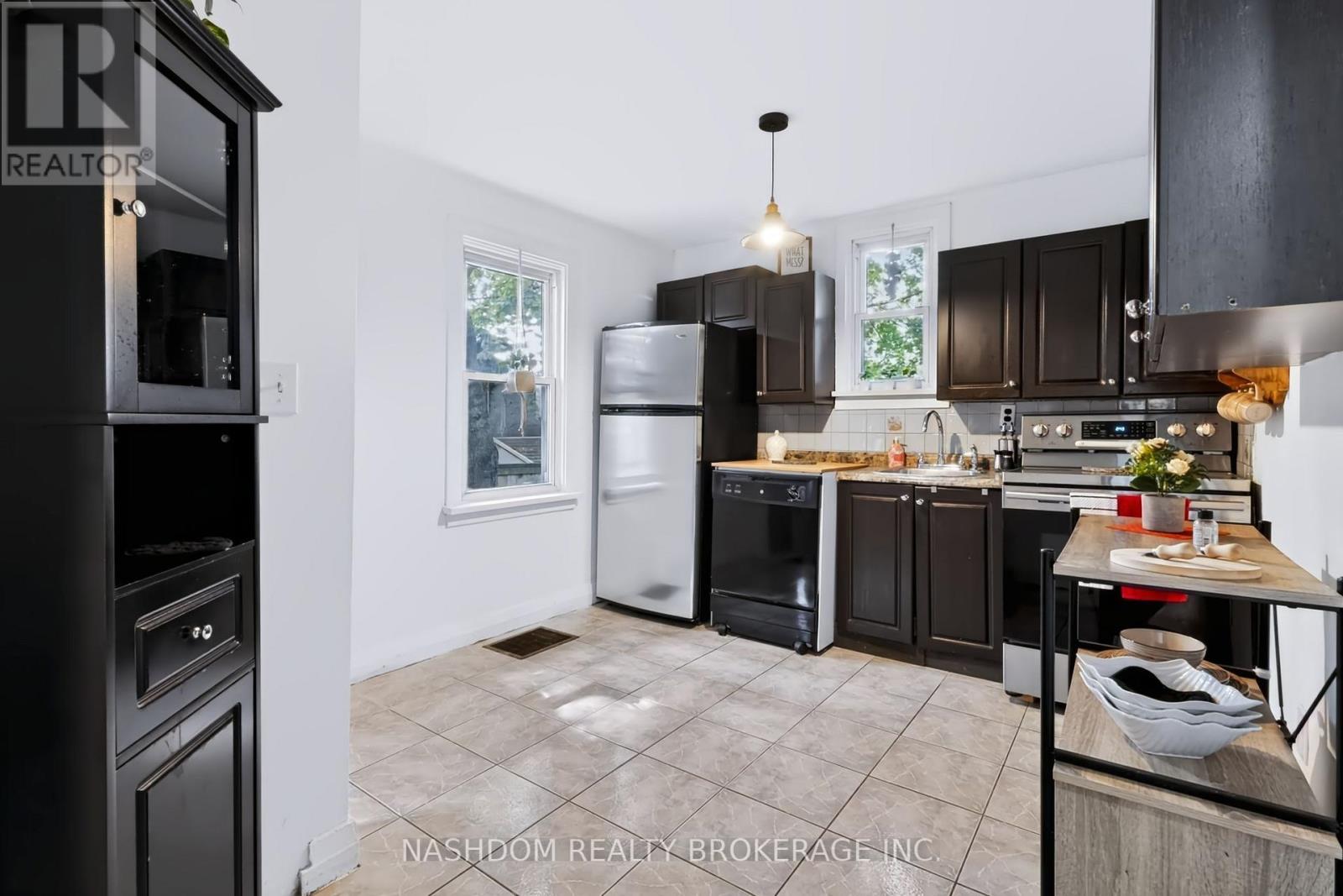 703 Brighton Avenue Property Photo 8