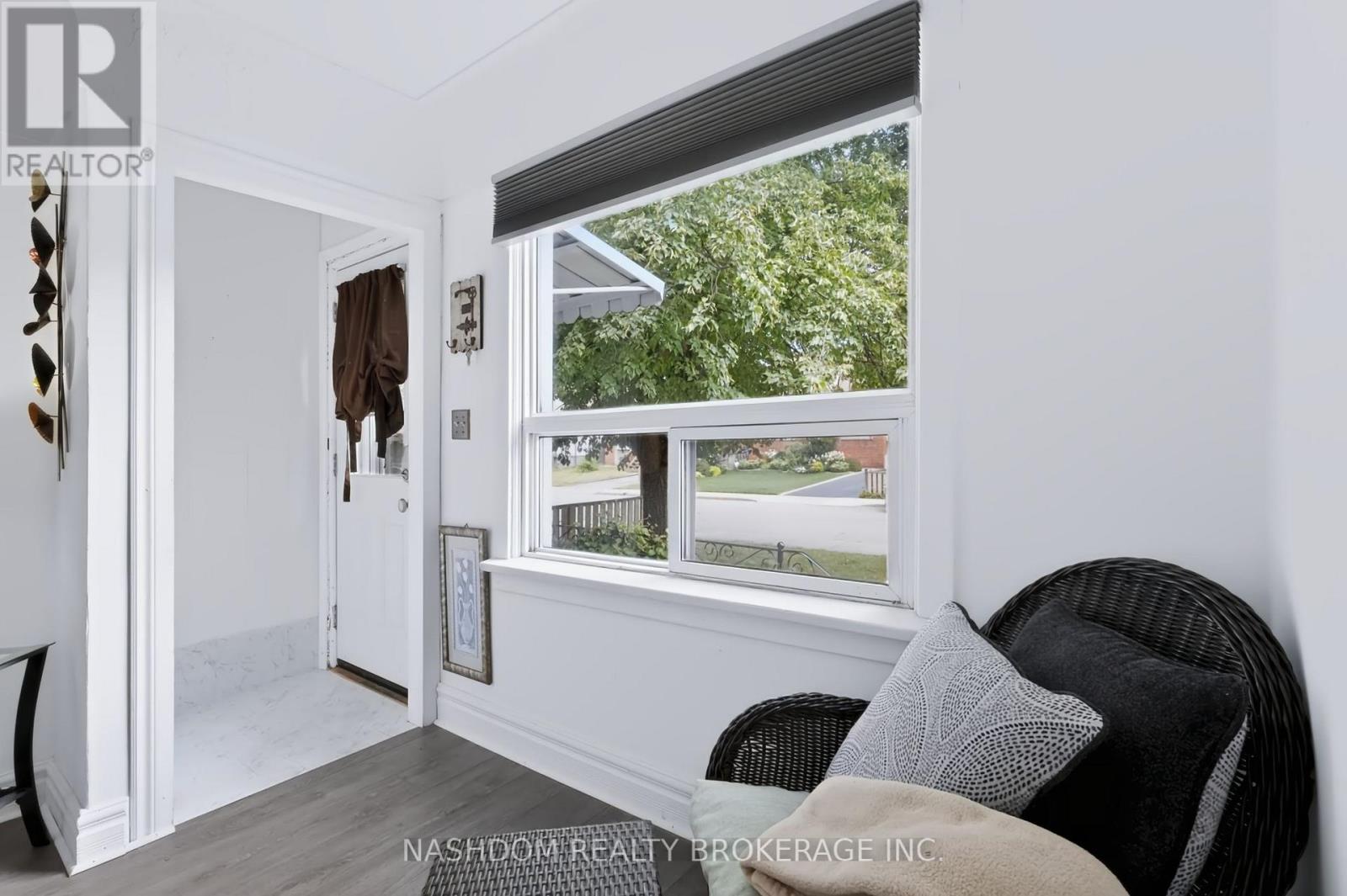 703 Brighton Avenue Property Photo 29
