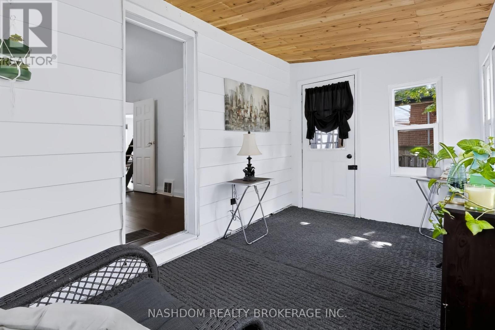 703 Brighton Avenue Property Photo 36
