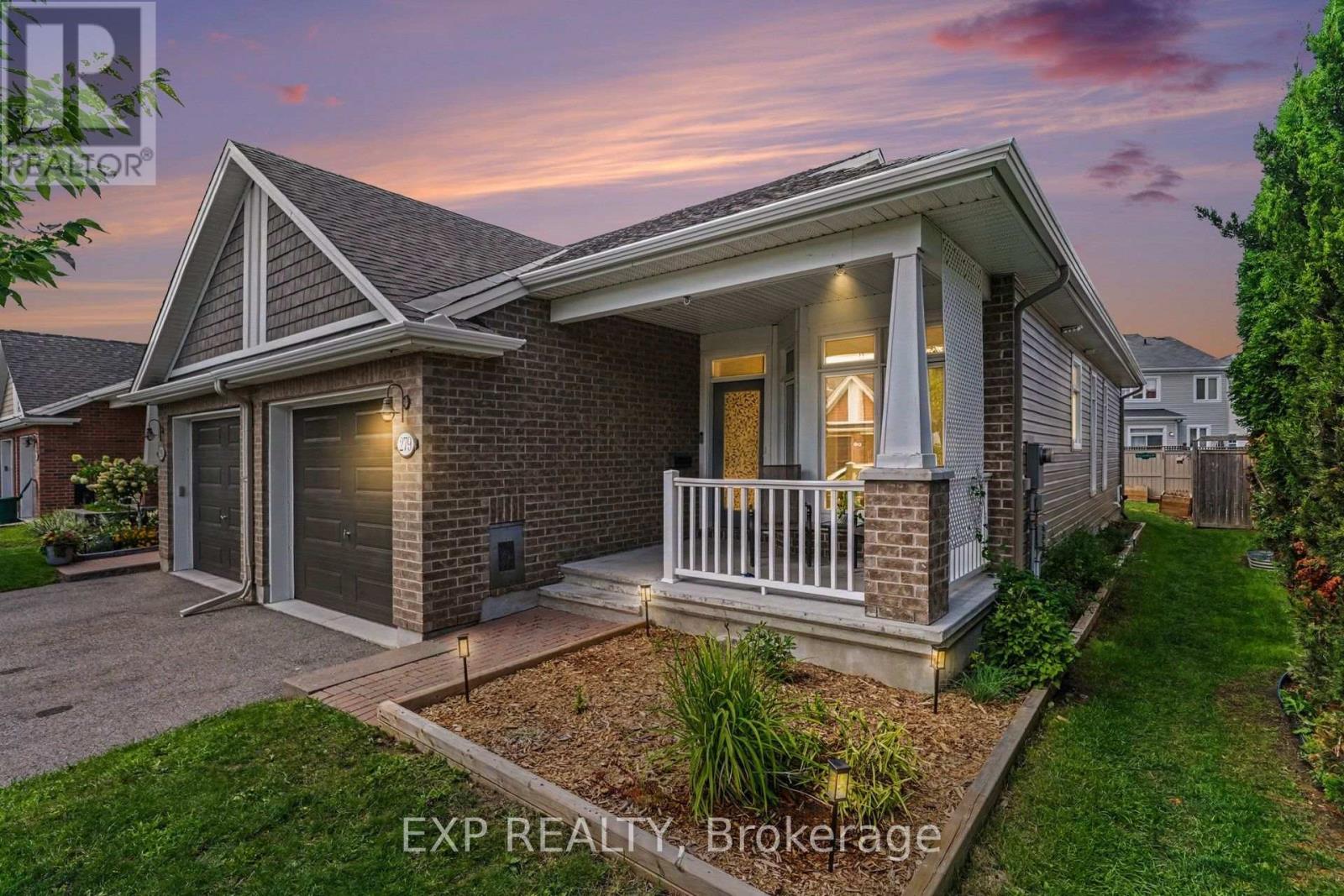 279 Brambling Way Property Photo 1