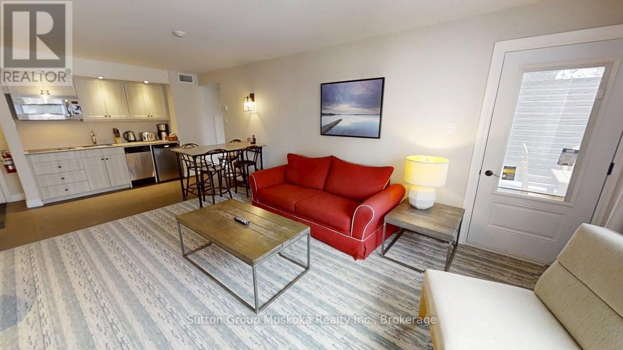 52-305 - 1235 Deerhurst Drive Property Photo 6