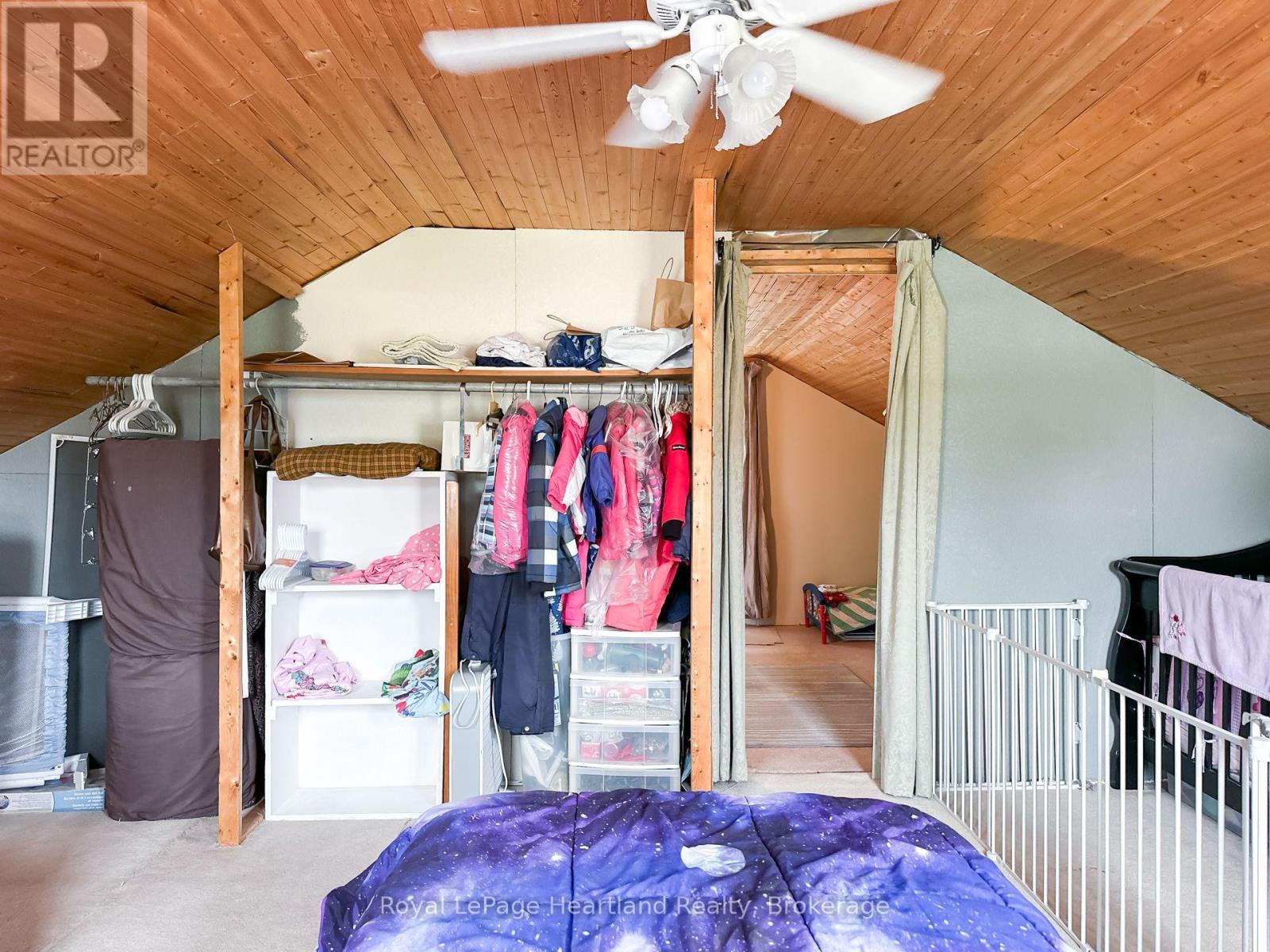 51 Side Street Property Photo 27