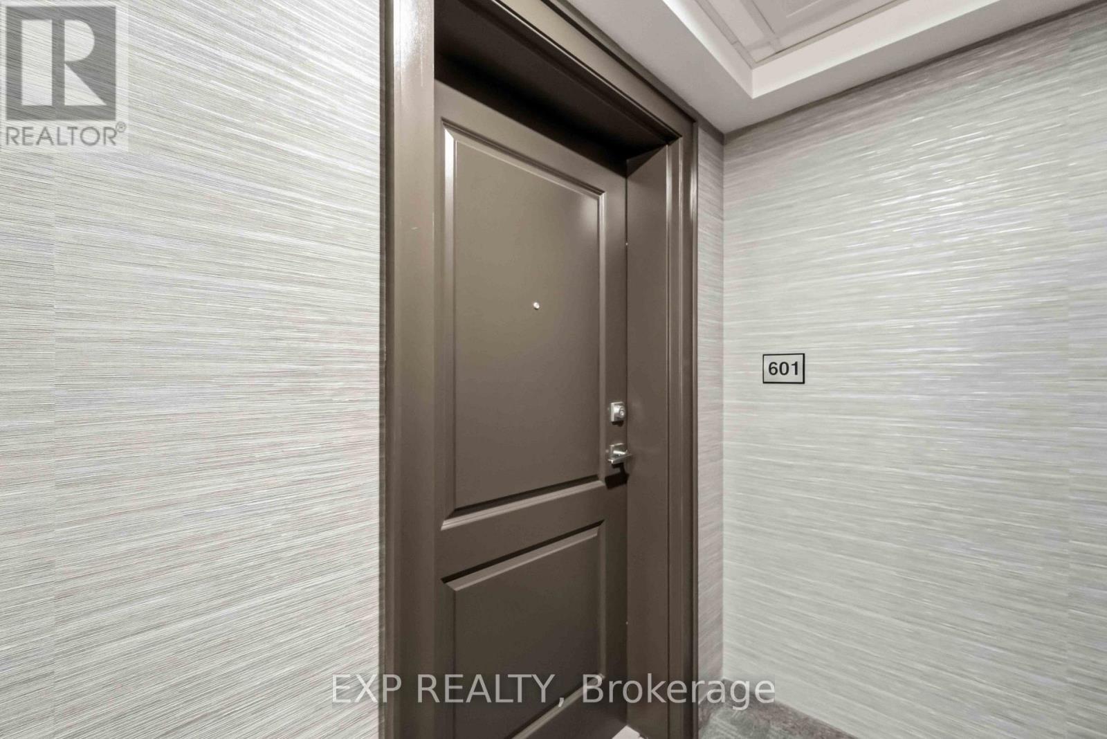 Unit # 601 - 450 Dundas Street E Property Photo 5