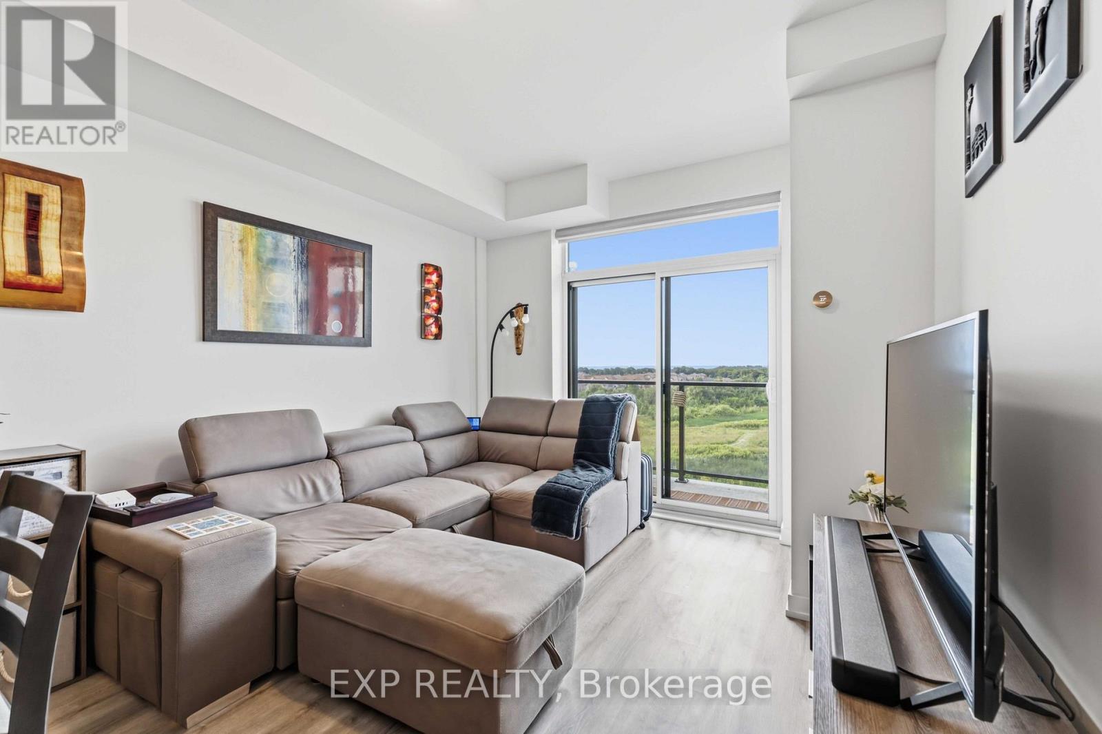 Unit # 601 - 450 Dundas Street E Property Photo 22