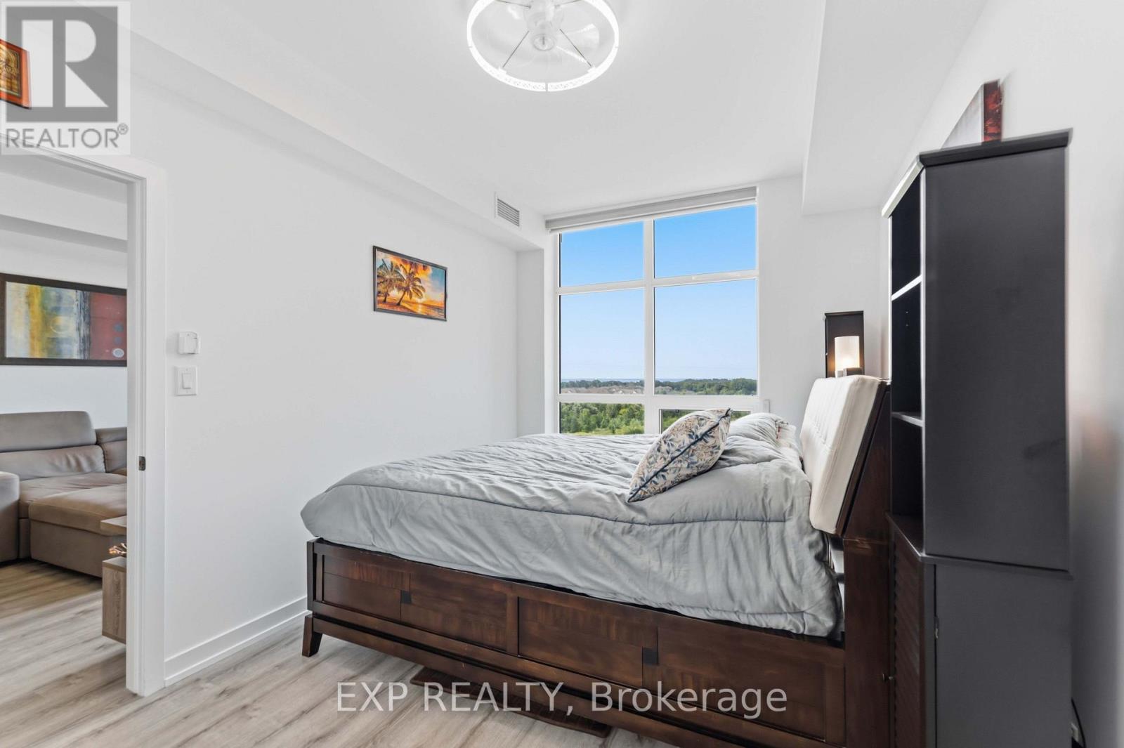 Unit # 601 - 450 Dundas Street E Property Photo 28