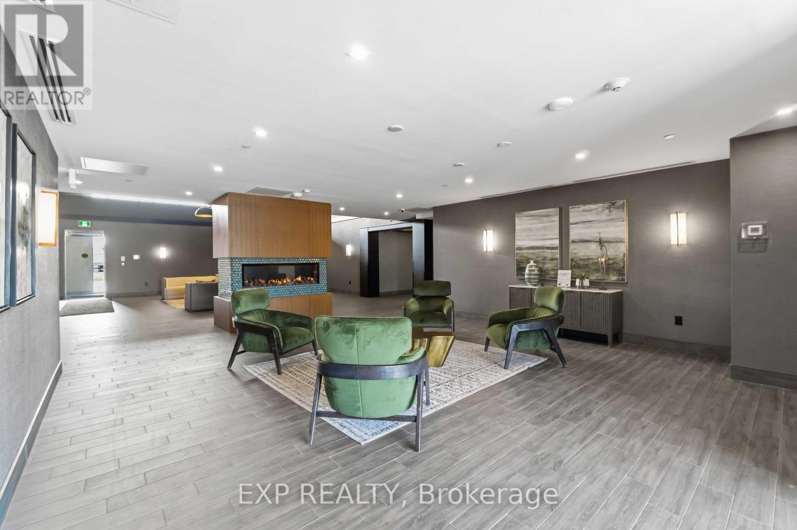 Unit # 601 - 450 Dundas Street E Property Photo 34
