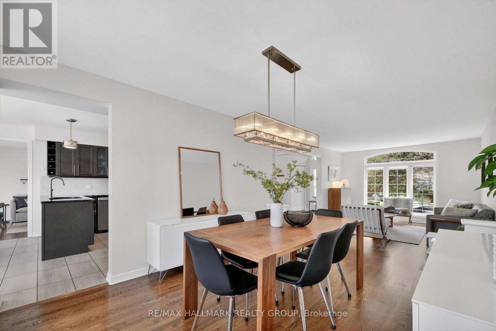 1091 Charest Way Property Photo 10