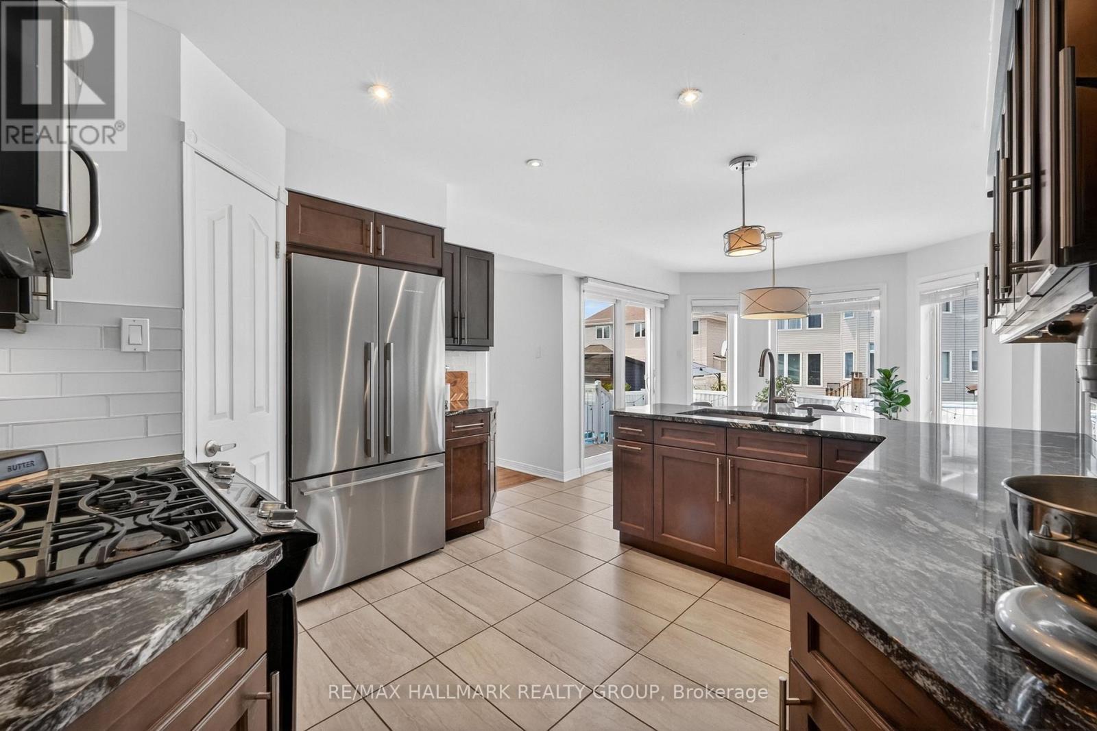 1091 Charest Way Property Photo 13