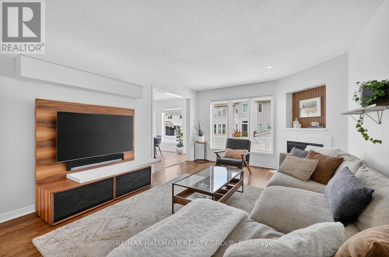 1091 Charest Way Property Photo 19