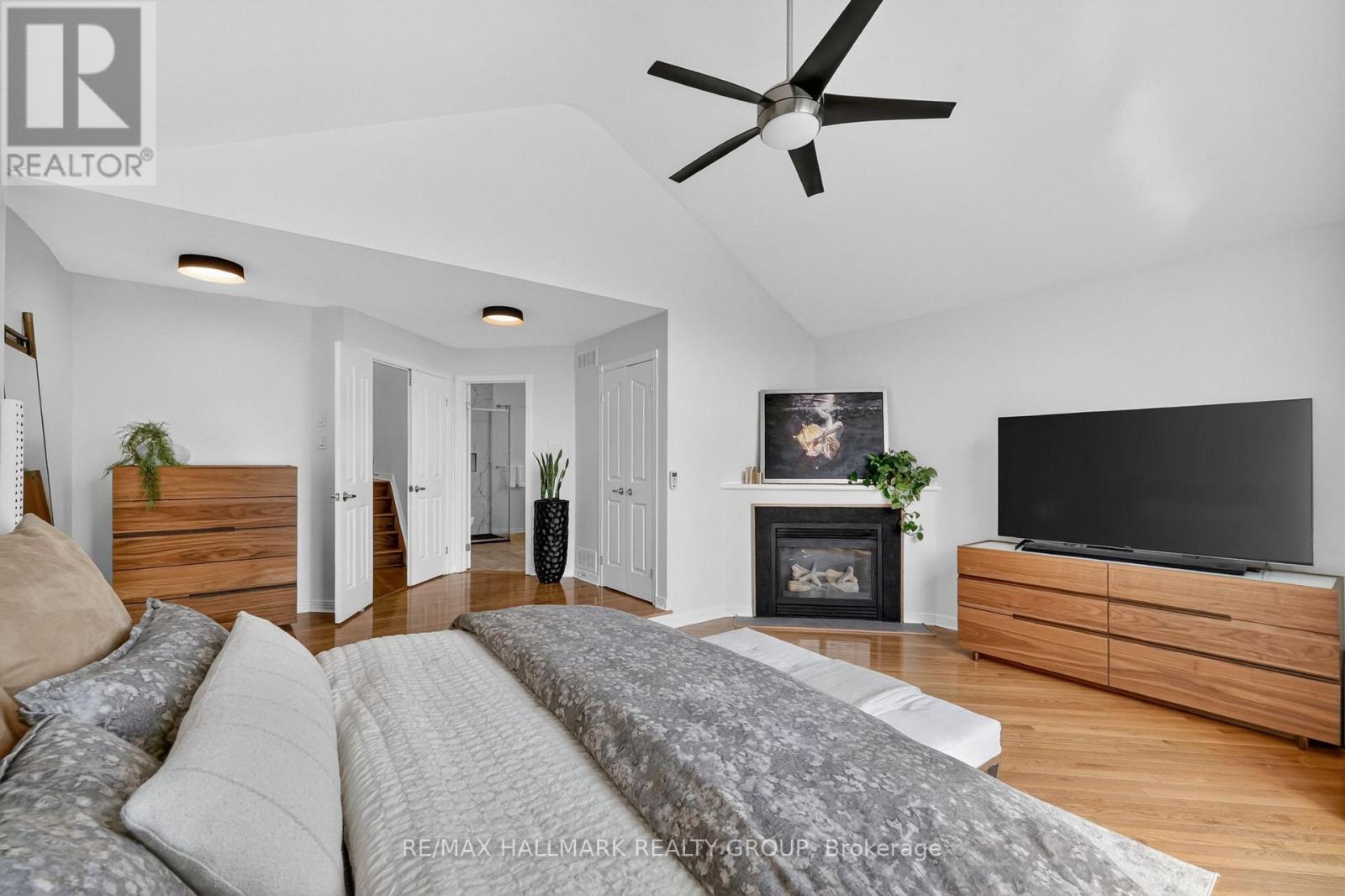 1091 Charest Way Property Photo 23