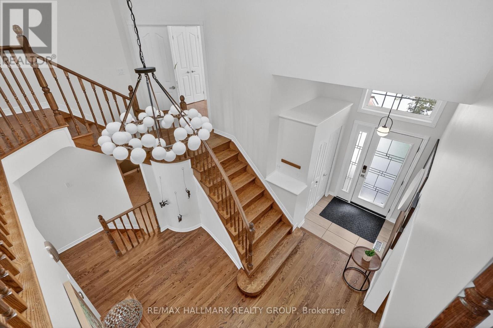 1091 Charest Way Property Photo 33