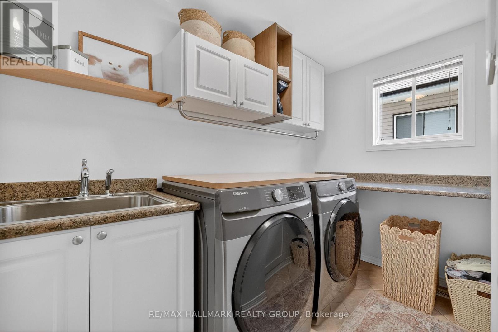 1091 Charest Way Property Photo 36
