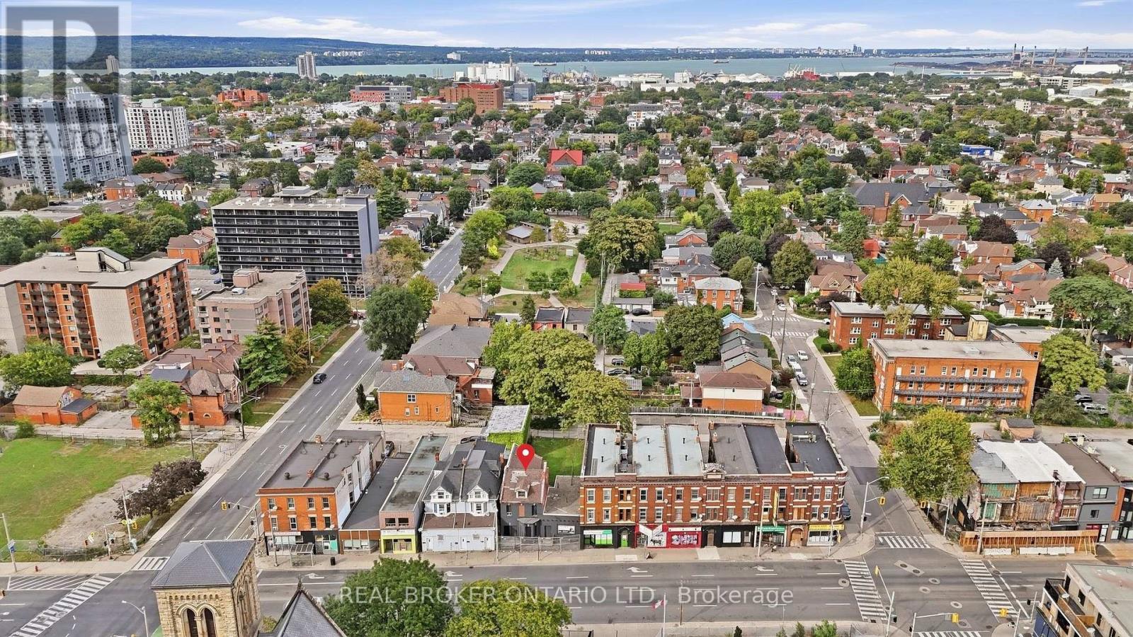 433 King Street Property Photo 5
