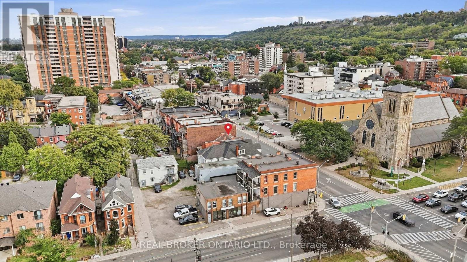 433 King Street Property Photo 6