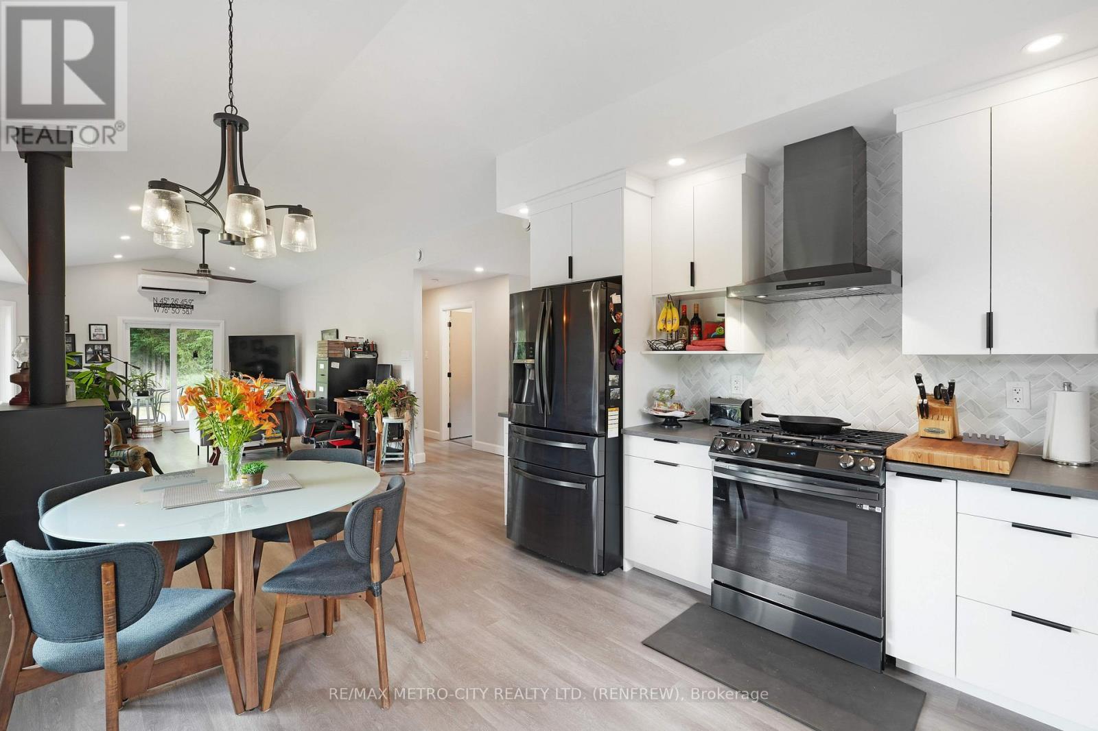 58 Dragonfly Road Property Photo 8