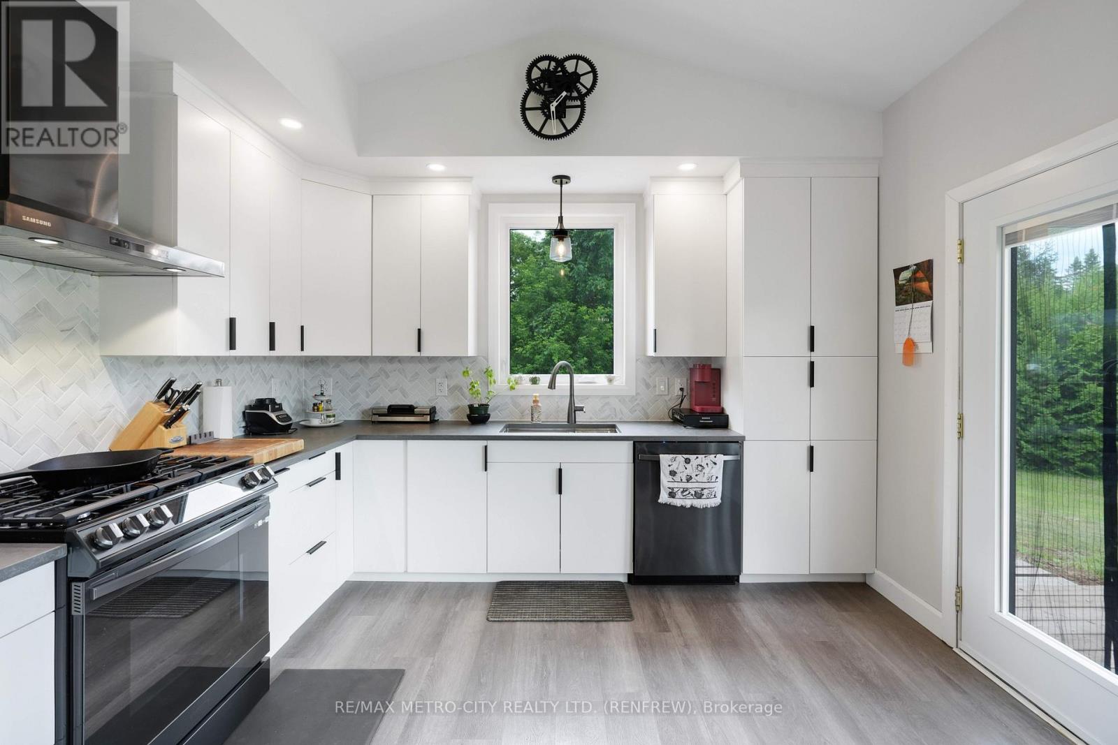 58 Dragonfly Road Property Photo 10