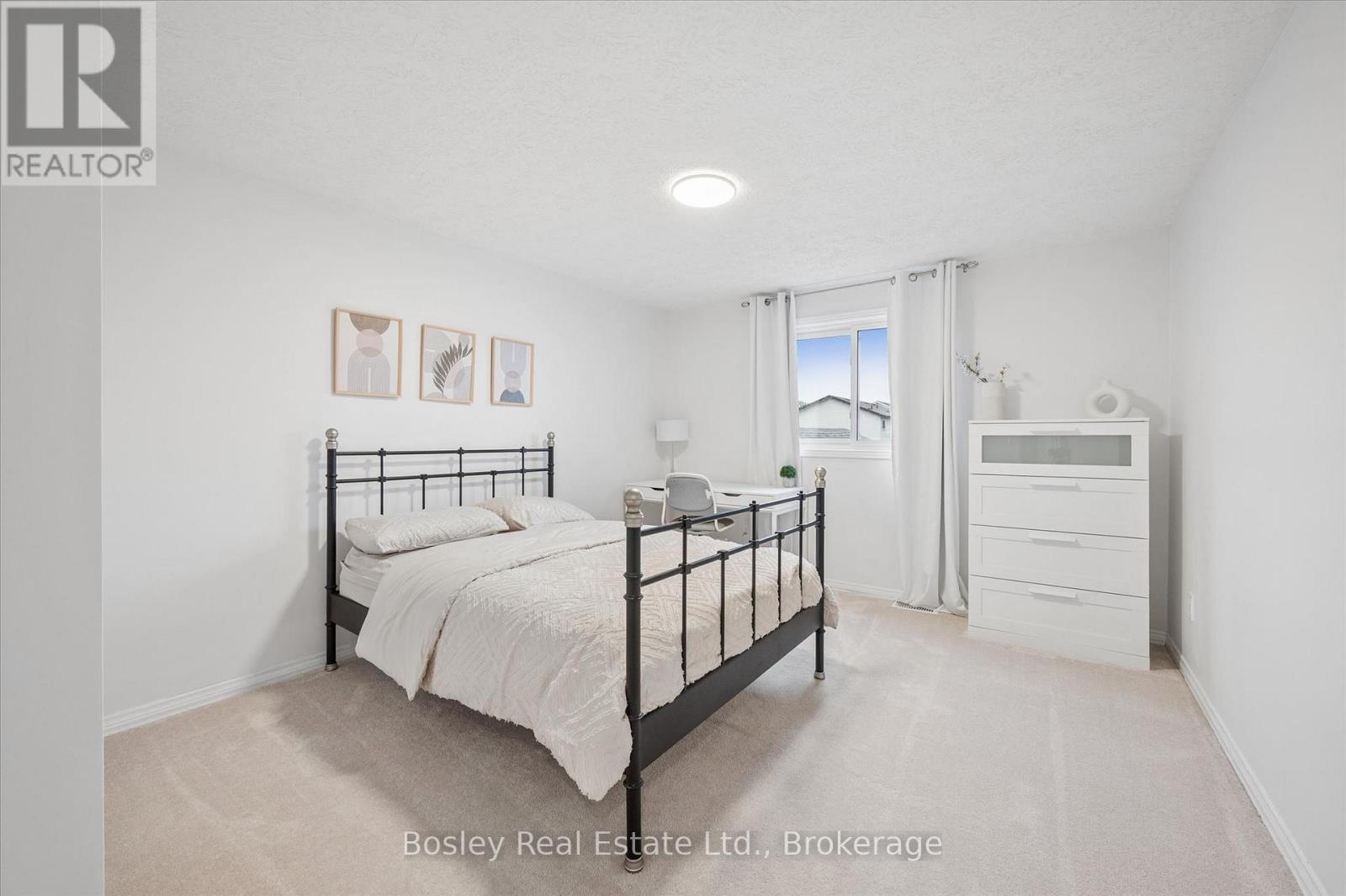 687 Champlain Boulevard Property Photo 21