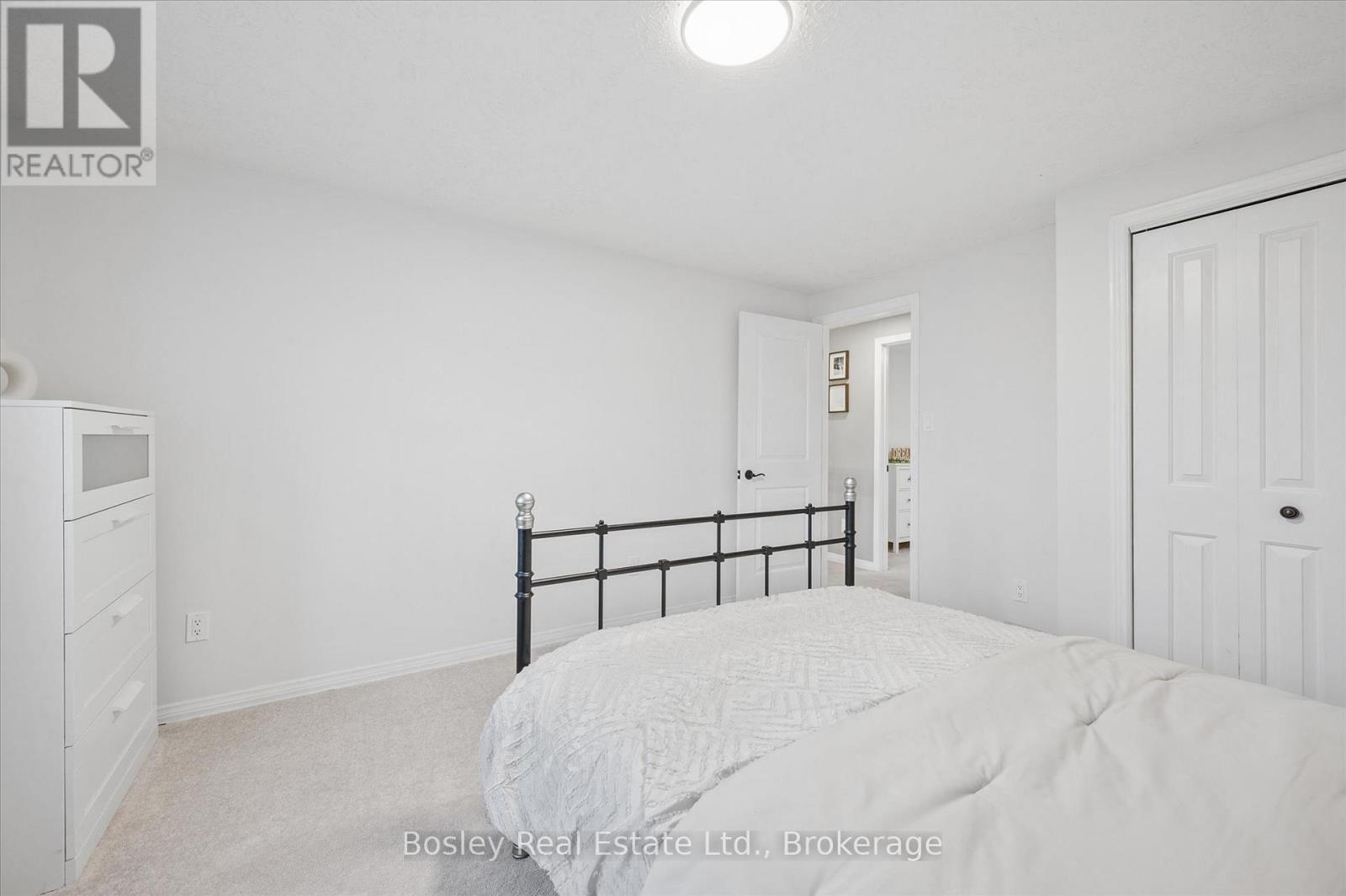 687 Champlain Boulevard Property Photo 22