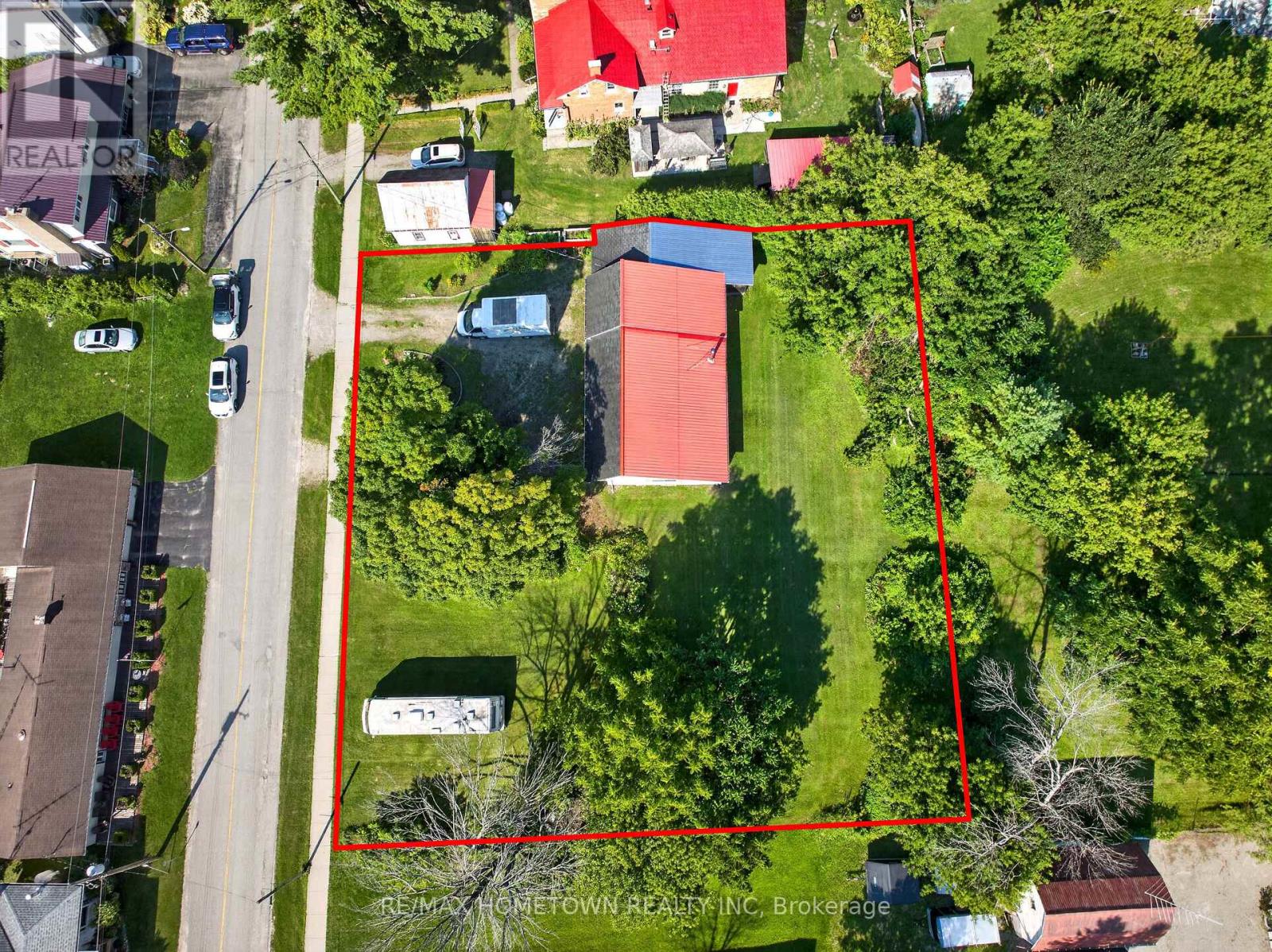 116 Mill Creek Drive Property Photo 3