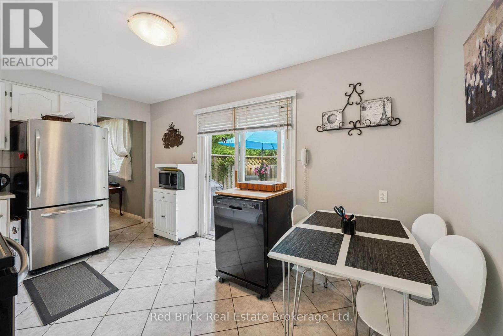 2 Woodborough Road Property Photo 17
