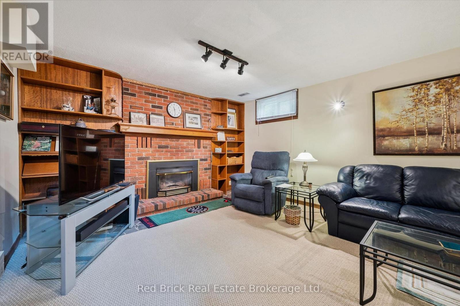 2 Woodborough Road Property Photo 30