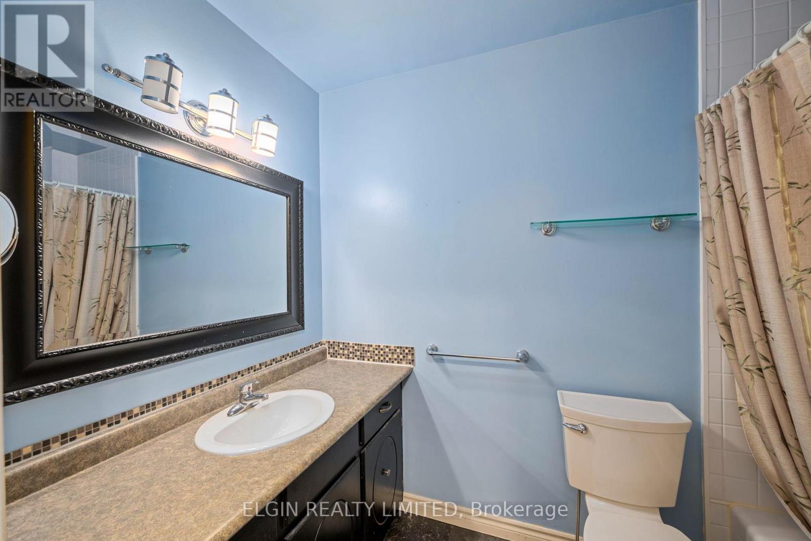 27 Vanier Place Property Photo 8