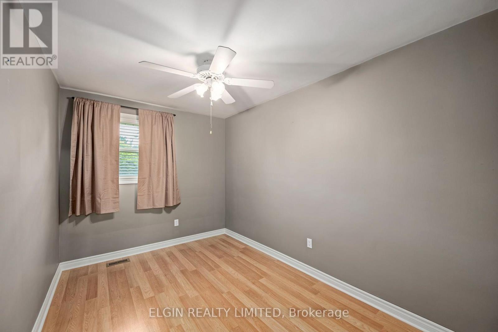 27 Vanier Place Property Photo 9