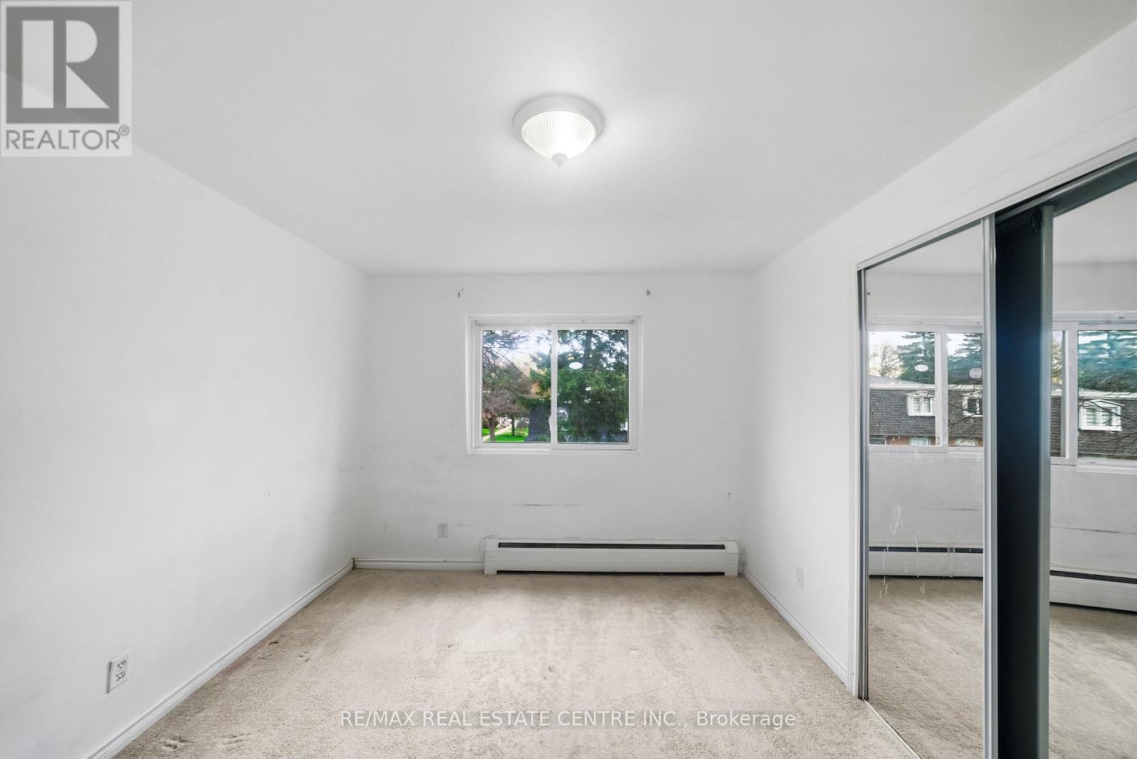 10 - 76 Borden Parkway Property Photo 10