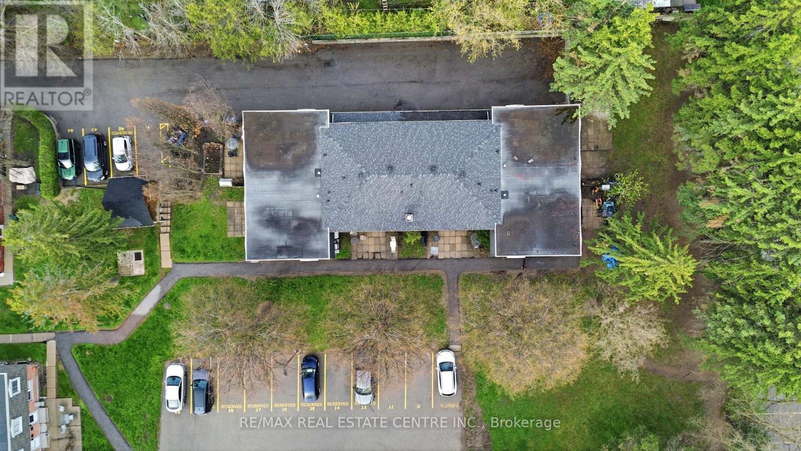 10 - 76 Borden Parkway Property Photo 26