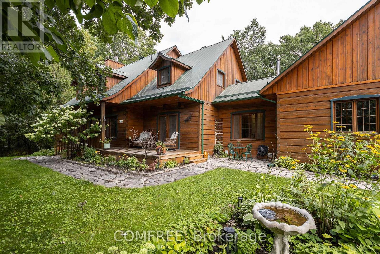 7925 Resolute Way Property Photo 3