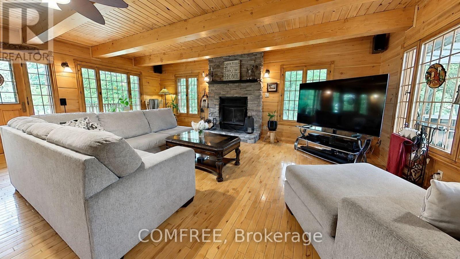 7925 Resolute Way Property Photo 6