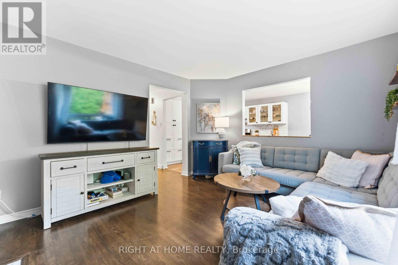 25 Waterton Crescent Property Photo 19