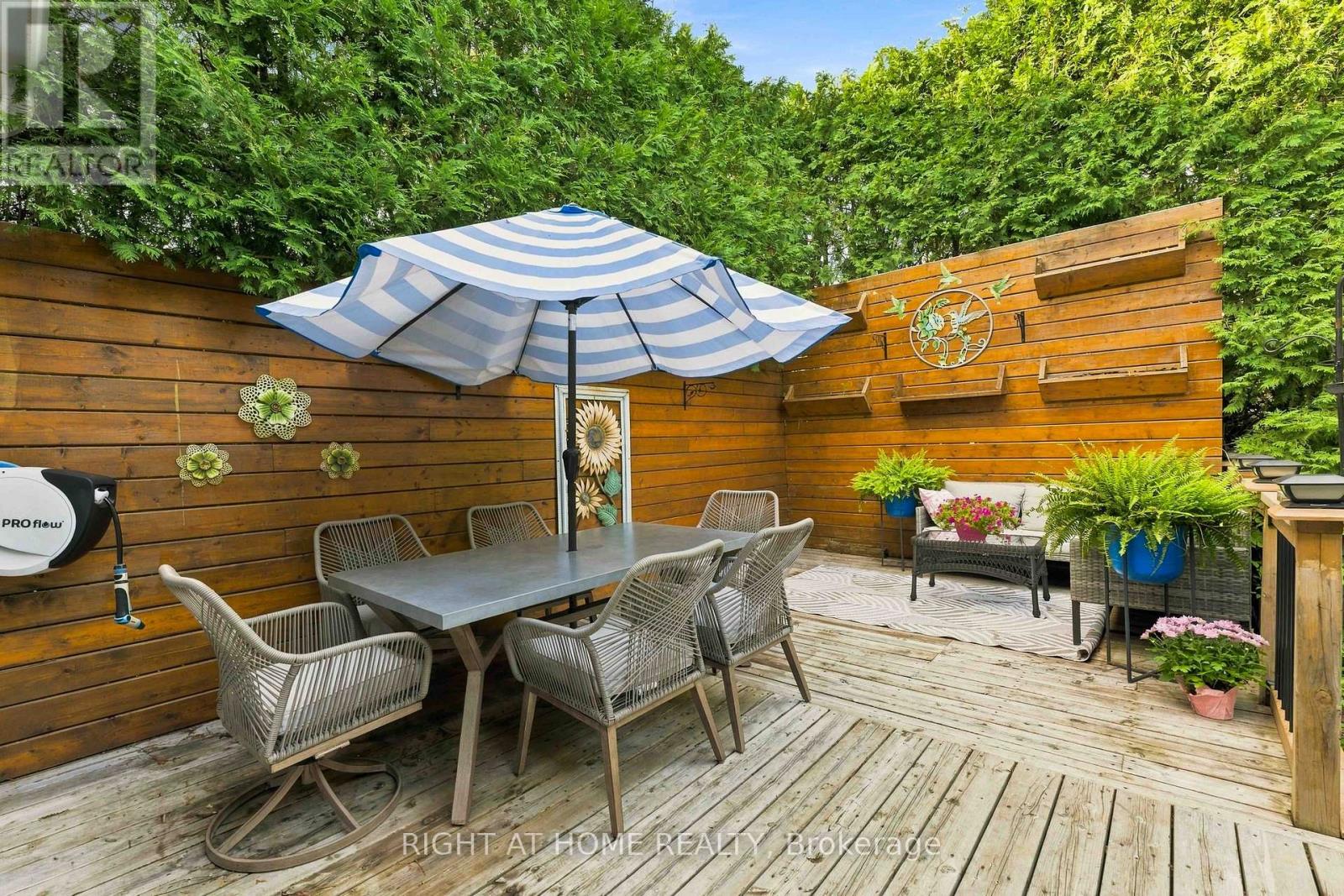 25 Waterton Crescent Property Photo 38