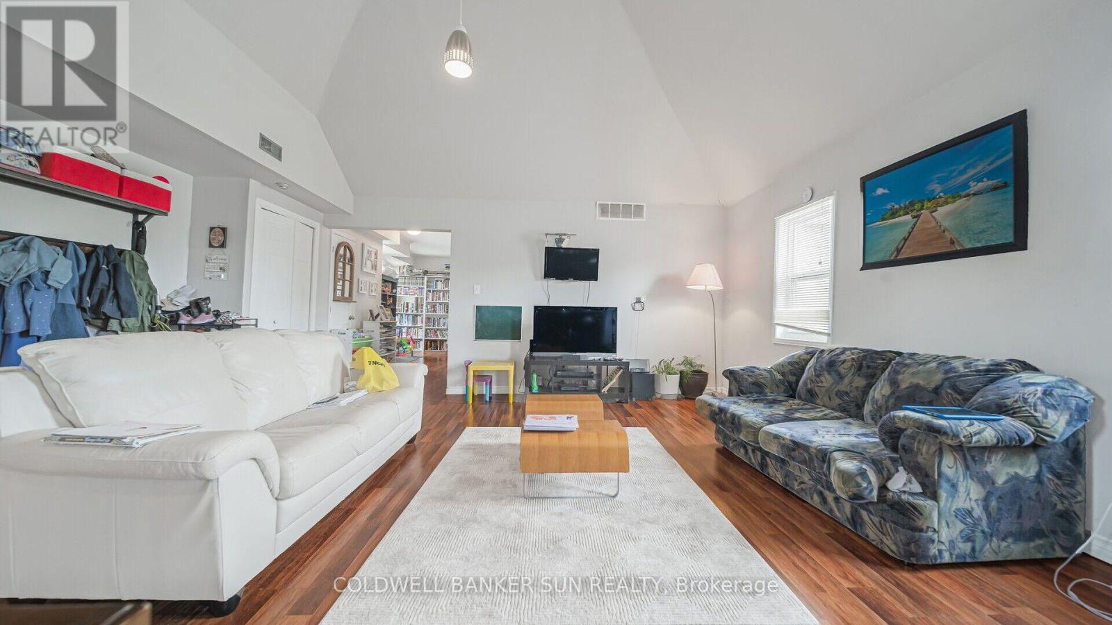 223-227 Gilmore Road Property Photo 9