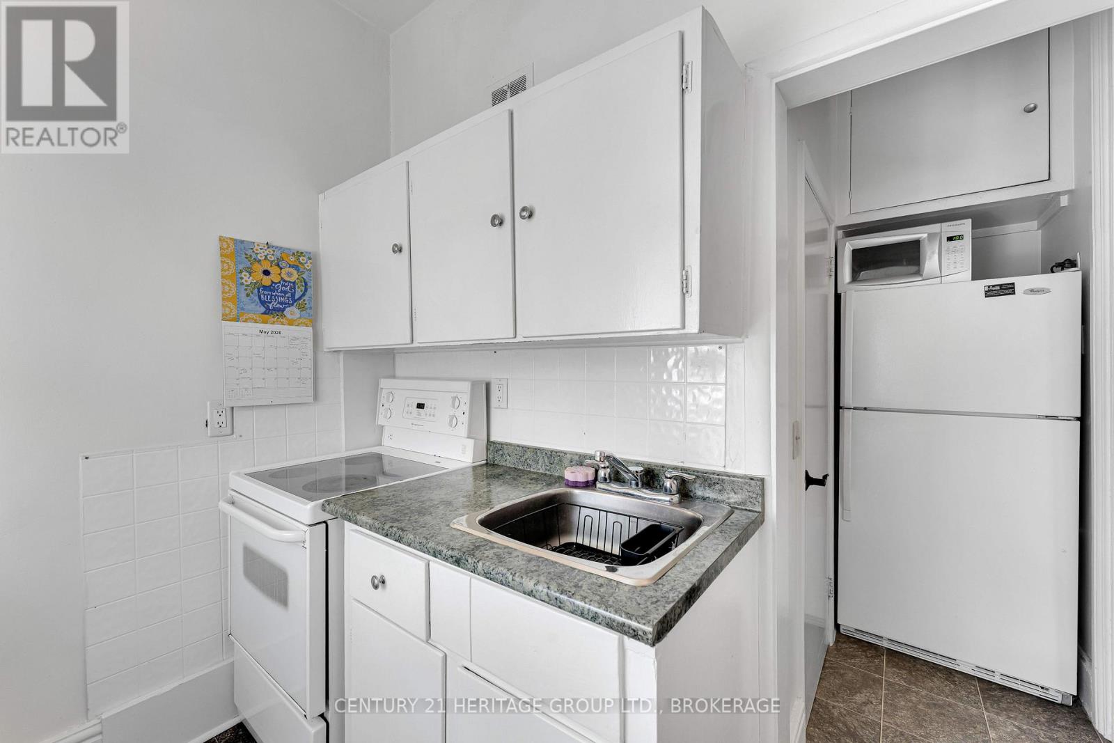 25 Colborne Street Property Photo 41