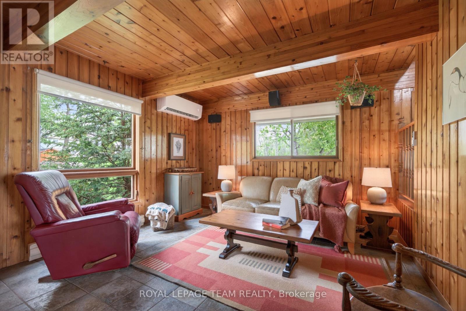 6721 Rideau Street S Property Photo 13