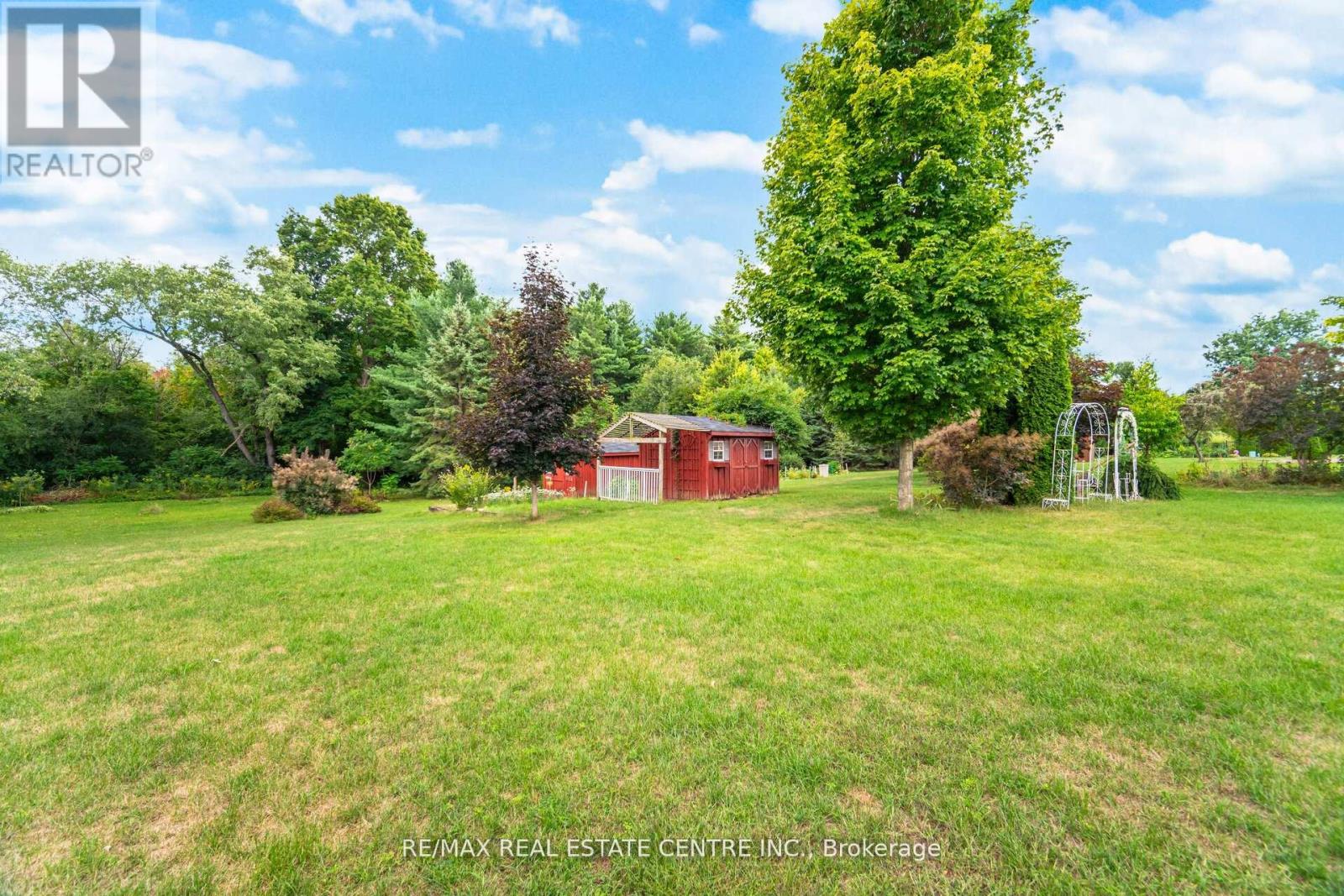 29 Jessica Lane Property Photo 42