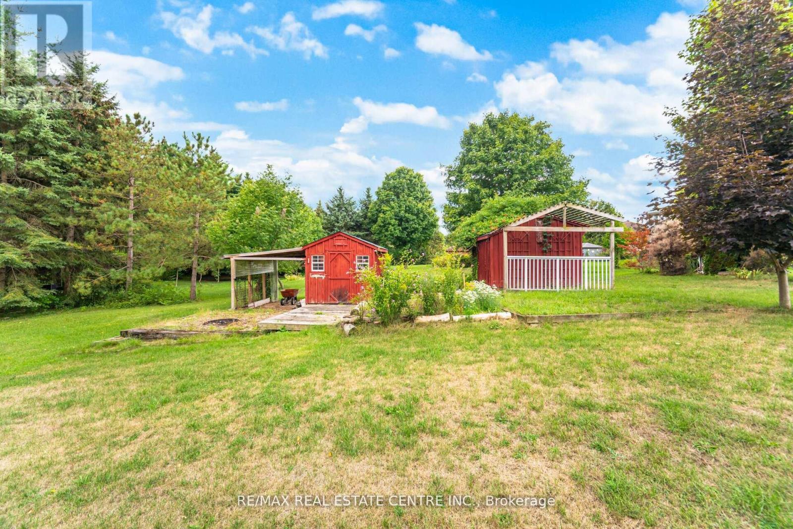 29 Jessica Lane Property Photo 43