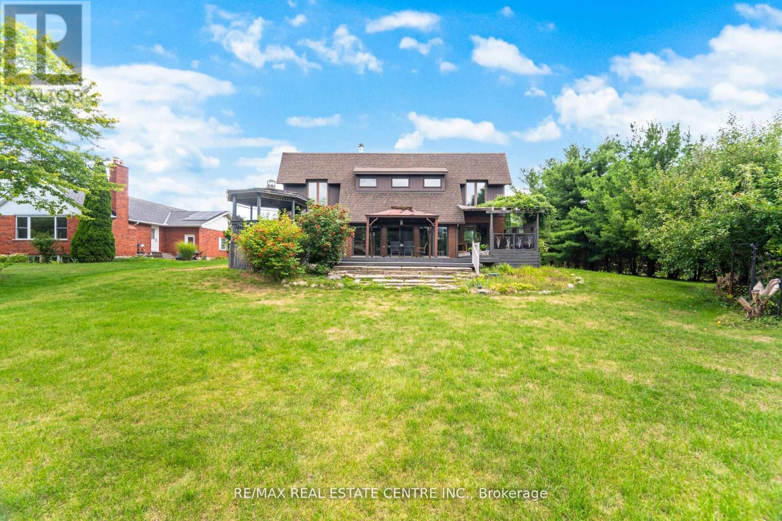 29 Jessica Lane Property Photo 45