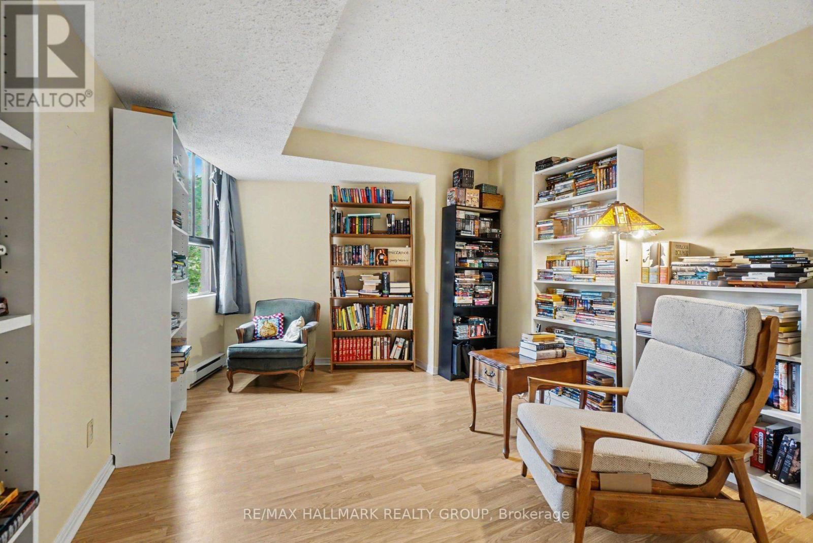 302 - 2850 Carling Avenue Property Photo 9
