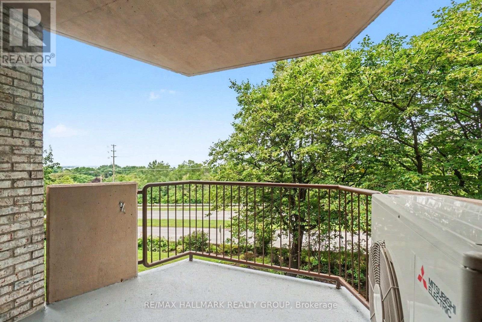 302 - 2850 Carling Avenue Property Photo 16