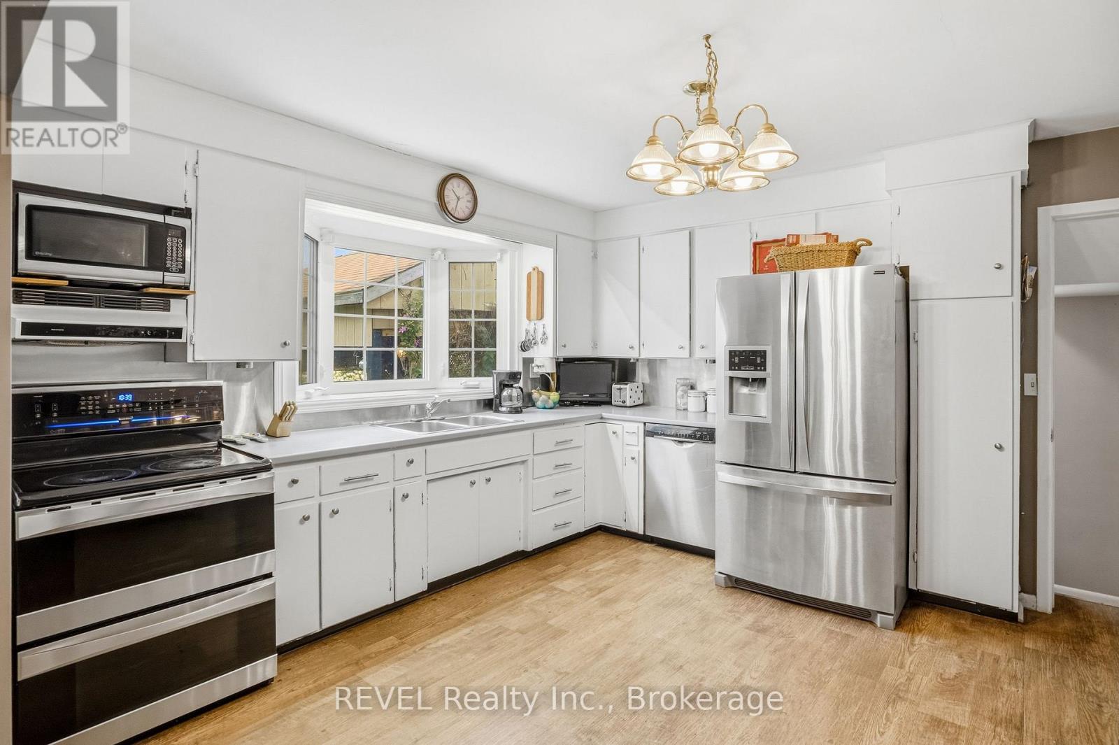 4123 Dorchester Road Property Photo 13