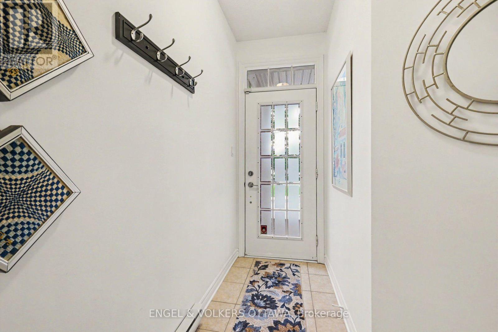 53 Hawkstone Gate Property Photo 3