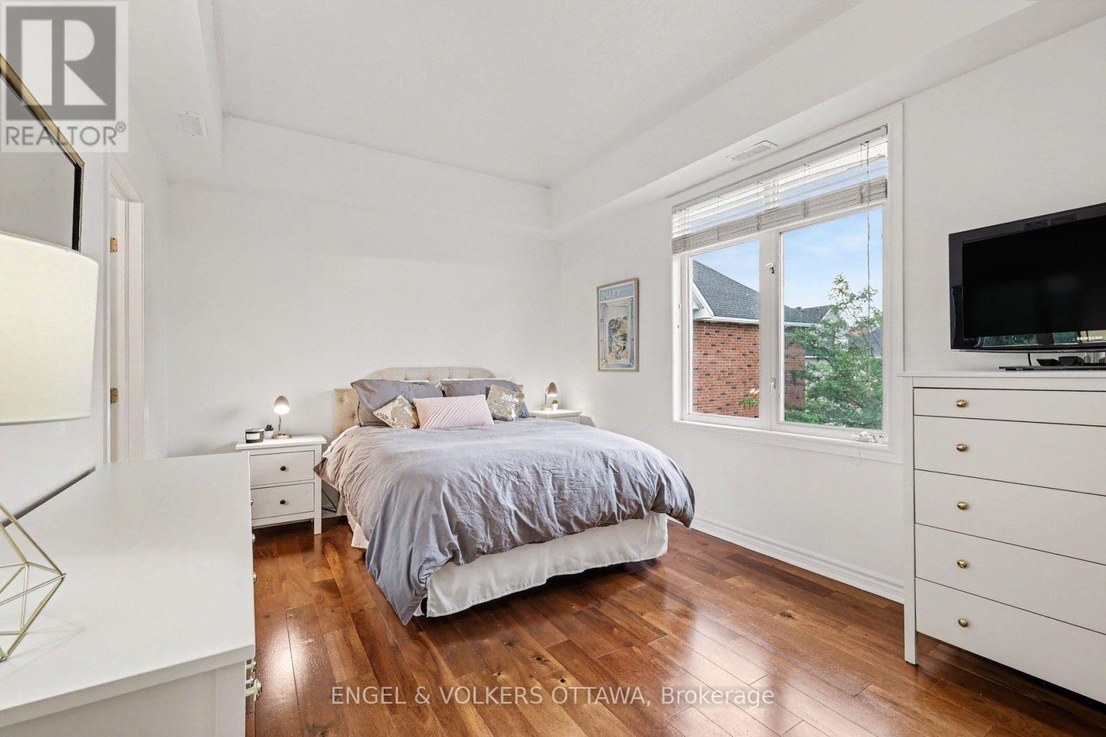 53 Hawkstone Gate Property Photo 12