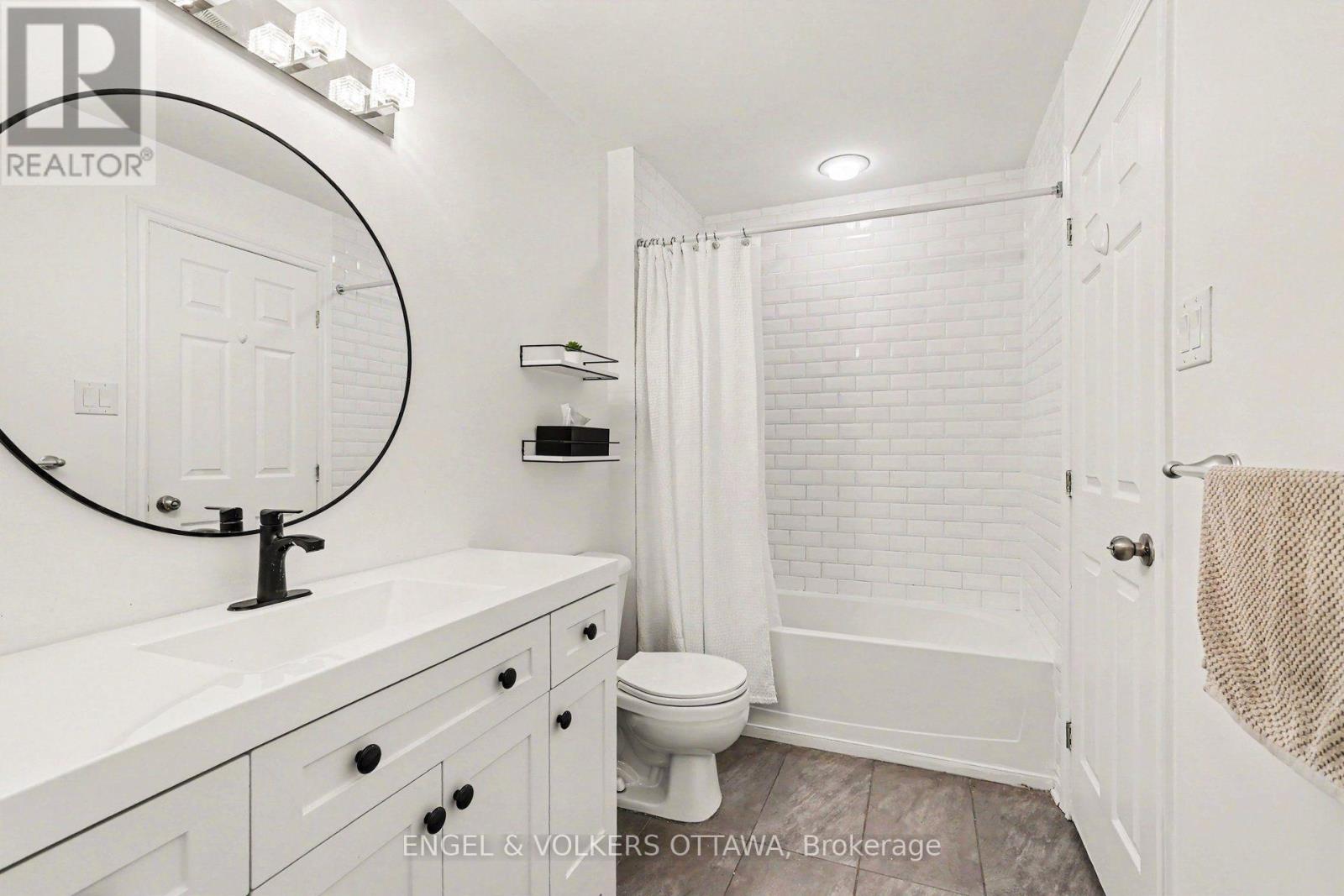 53 Hawkstone Gate Property Photo 15