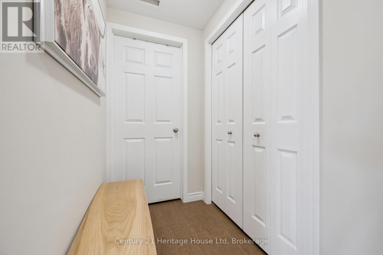207 - 901 Paisley Road Property Photo 18