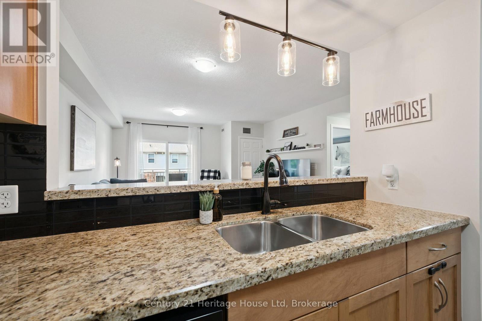 207 - 901 Paisley Road Property Photo 20