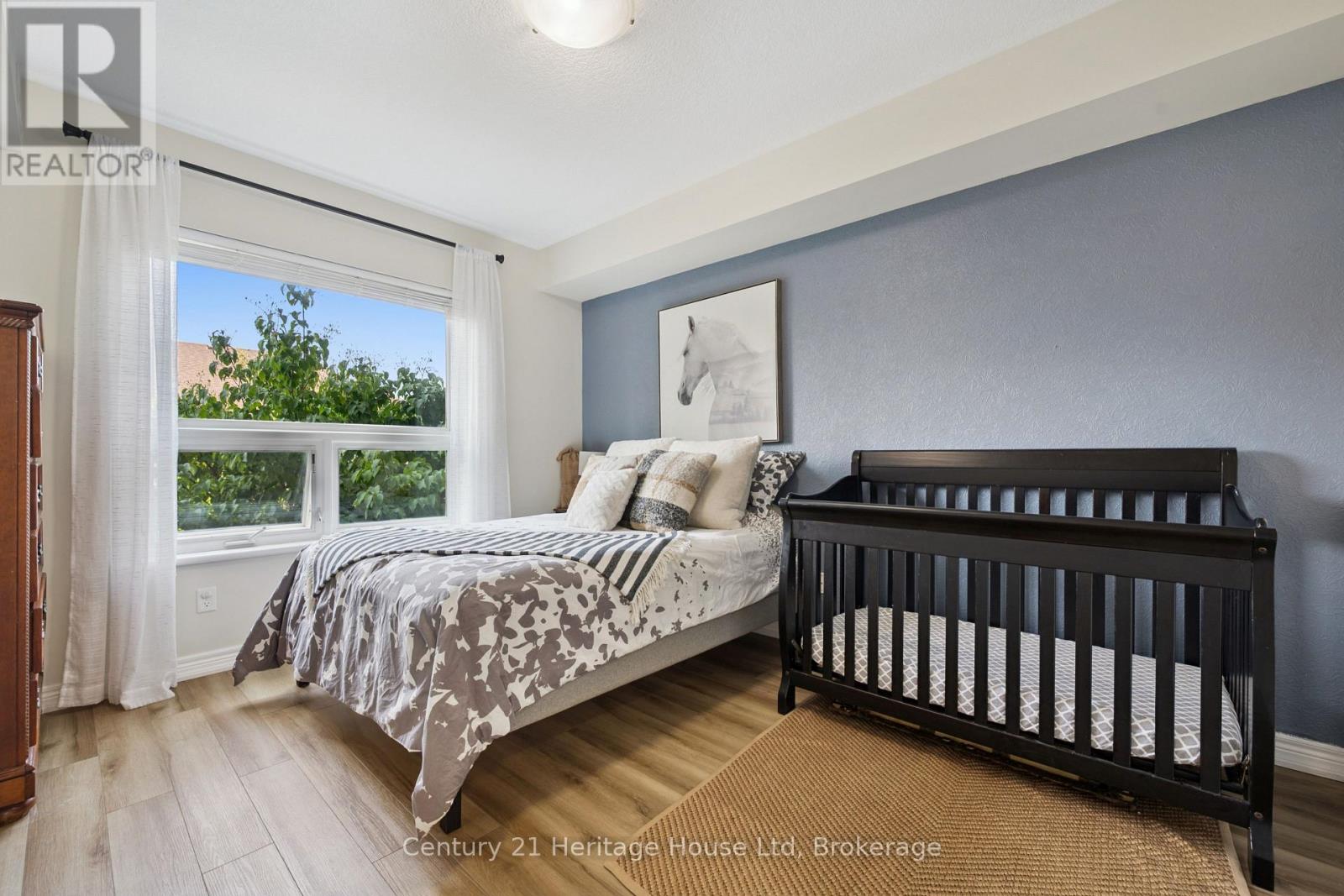 207 - 901 Paisley Road Property Photo 25